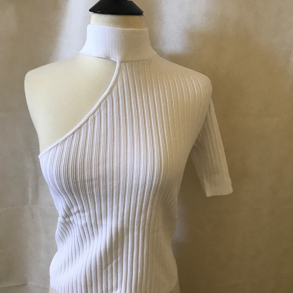 ZARA NWT ASYMMETRIC SWEATER WOMENS SIZE S